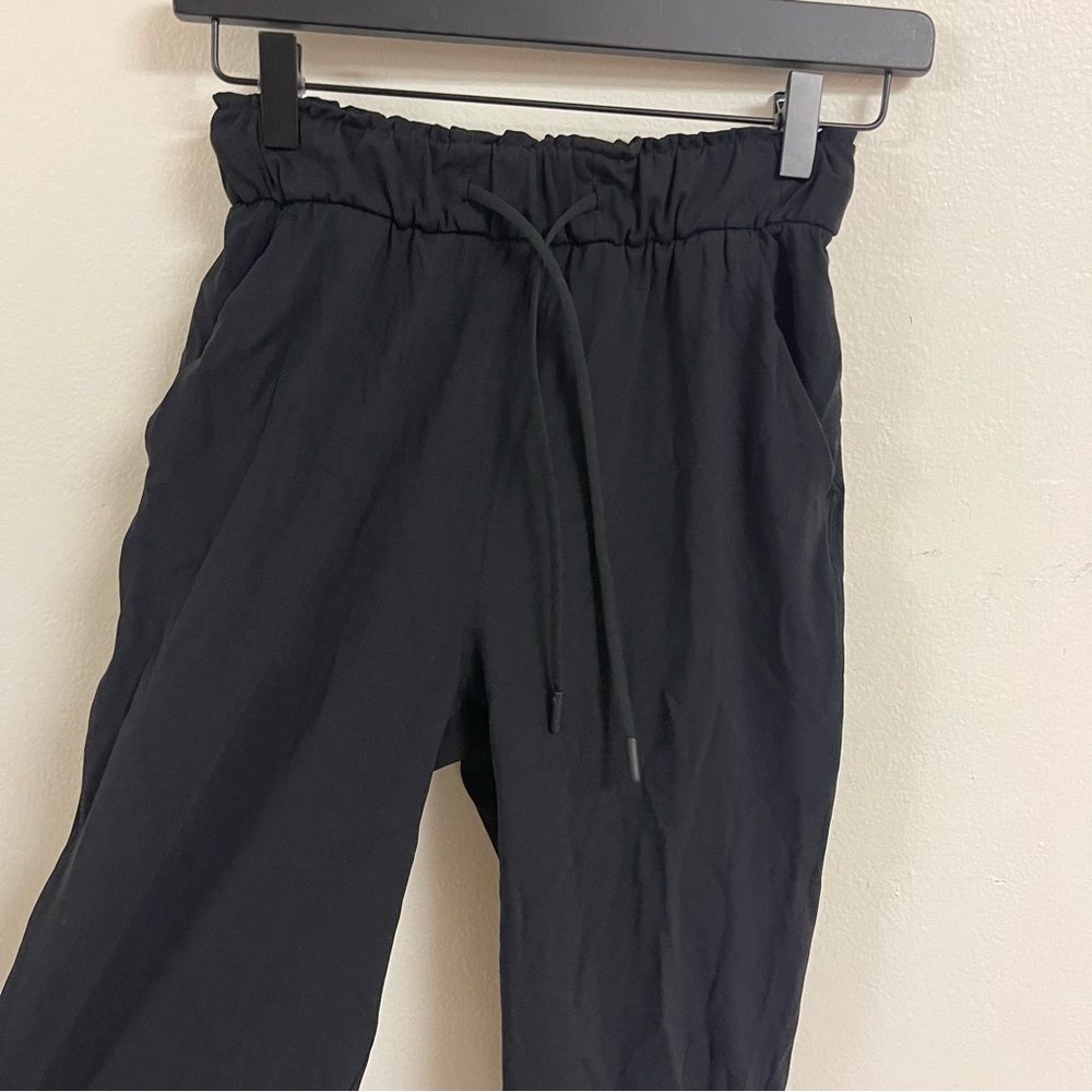Lululemon joggers